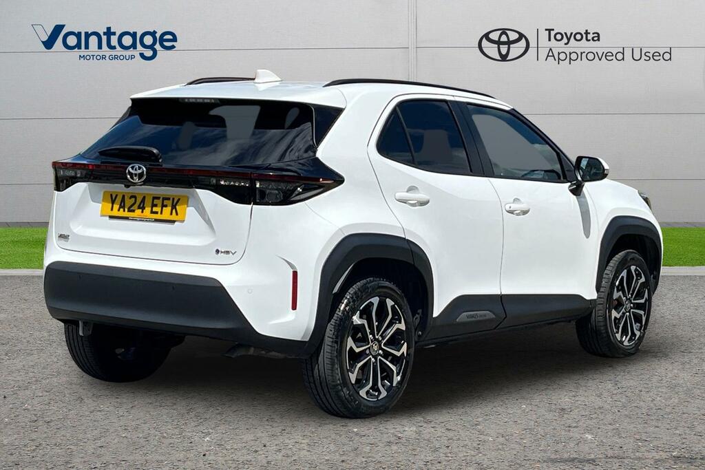 Toyota Yaris Cross 1.5 Vvt-h Design Suv Hybrid E-cvt Euro White #2