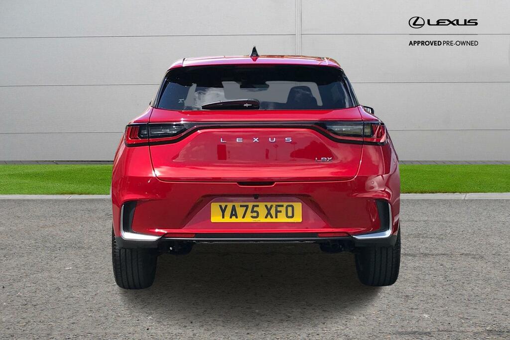 Lexus LBX 1.5 Vvt-ie Takumi E-cvt Euro 6 Ss Red #5