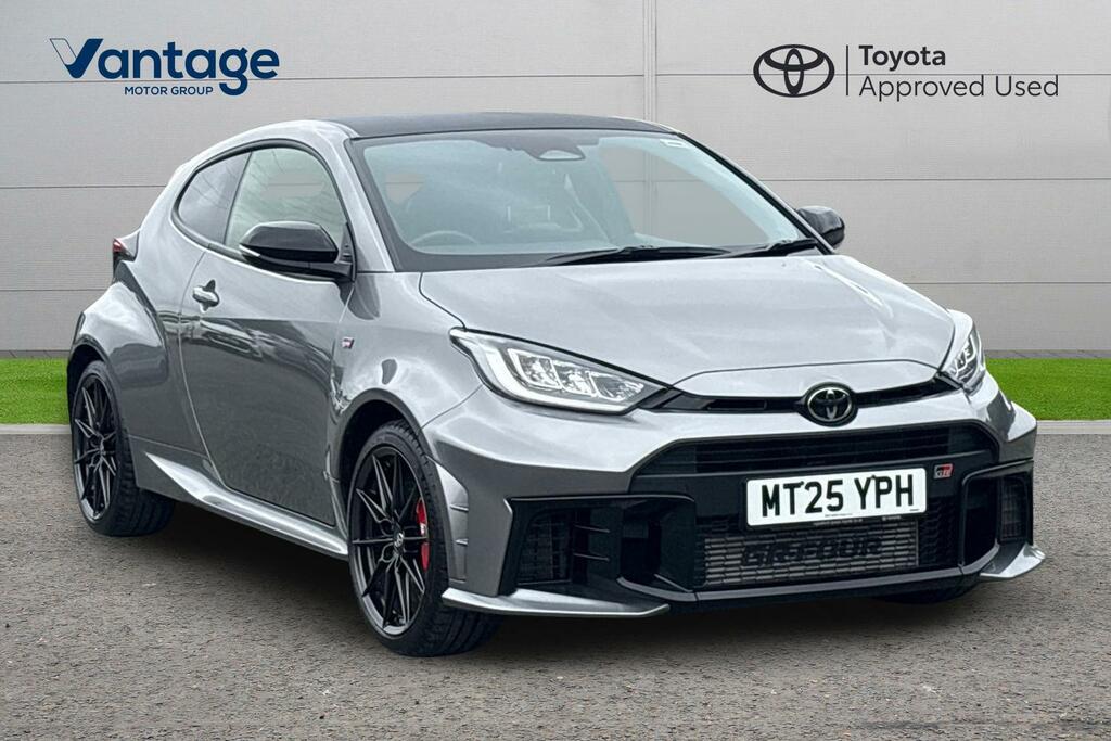 Toyota Yaris 1.6T Gr Dat8 Awd Euro 6 Grey