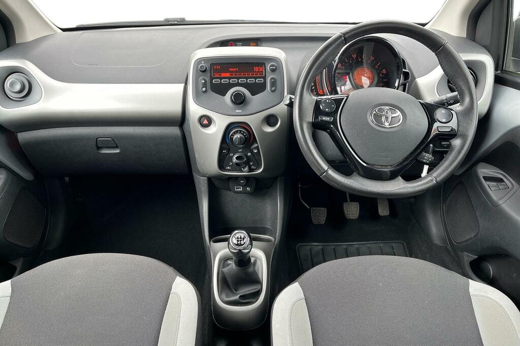 Toyota Aygo 1.0 Vvt-i X-play Hatchback Euro Silver #6