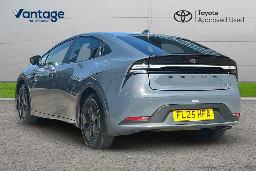 Toyota Prius 2.0 13.6Kwh Design Cvt Euro 6 Ss FL25HFA Grey #4