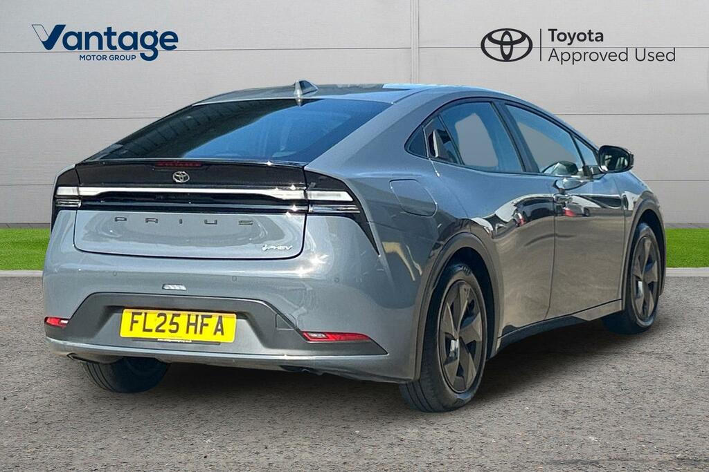 Toyota Prius 2.0 13.6Kwh Design Cvt Euro 6 Ss FL25HFA Grey #2