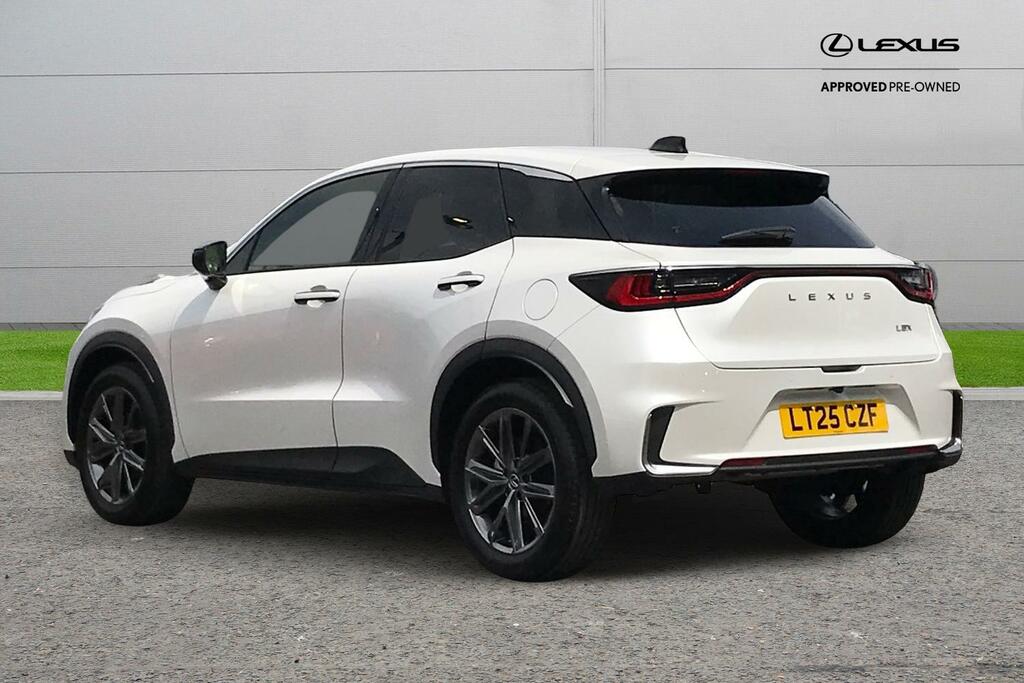 Lexus LBX 1.5 Vvt-ie Premium Plus E-cvt Euro 6 Ss LT25CZF White #2