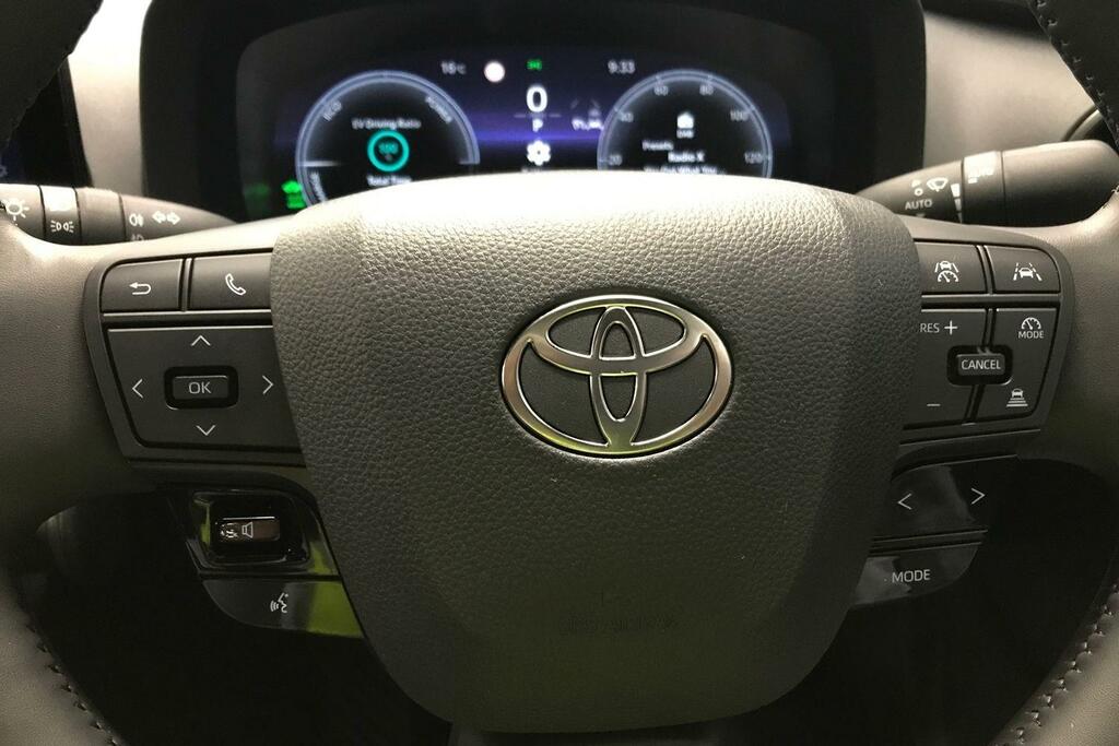 Toyota C-Hr 165Kw Design 77Kwh Blue #10