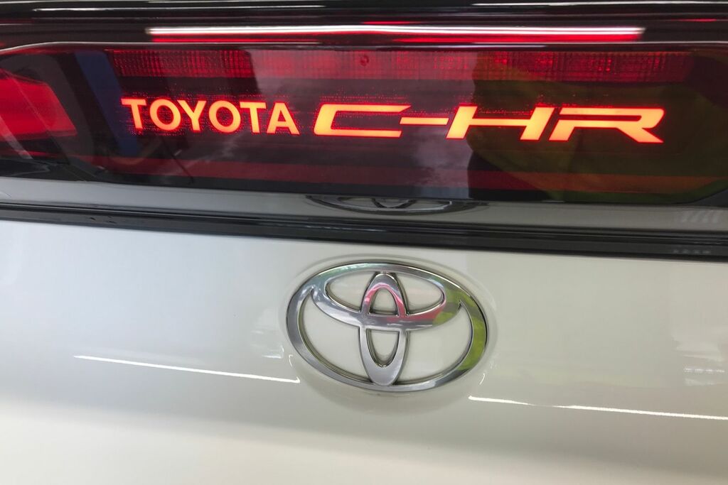Toyota C-Hr 165Kw Design 77Kwh Blue #28