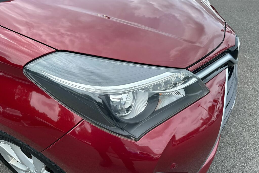 Toyota Yaris Vvt-i Design M-drive S Brown #20
