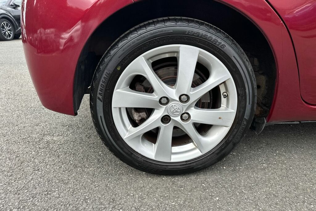 Toyota Yaris Vvt-i Design M-drive S Brown #25