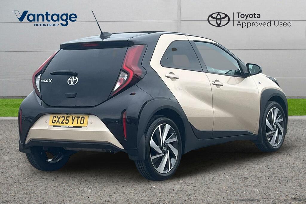 Toyota Aygo X 1.0 Vvt-i Edge X-shift Euro 6 Ss Beige #2