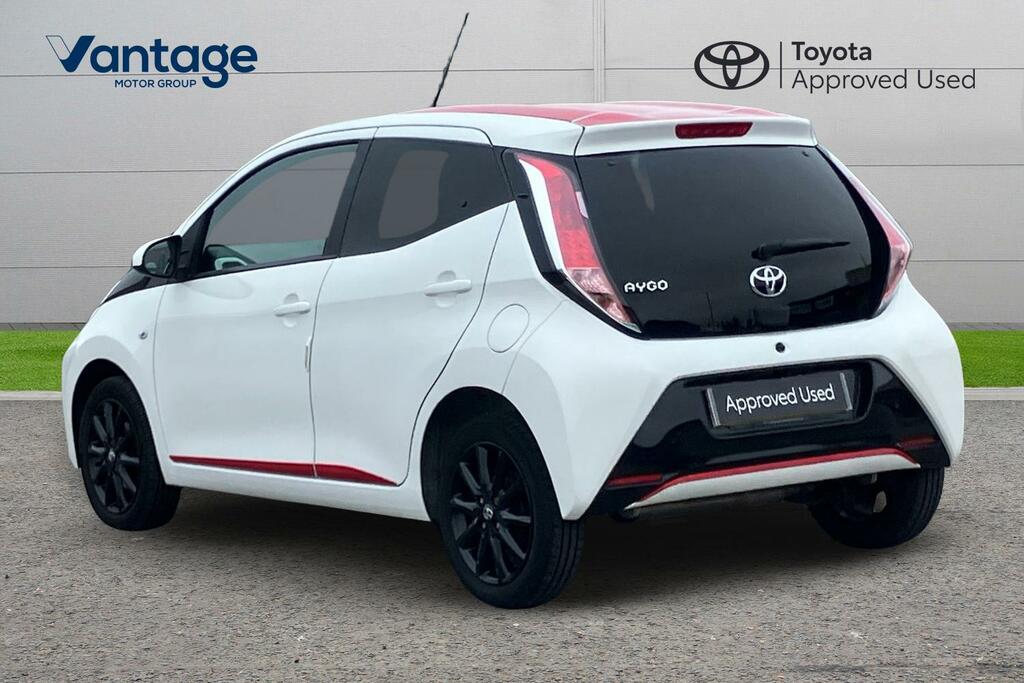 Toyota Aygo 1.0 Vvt-i X-press Euro 6 White #4