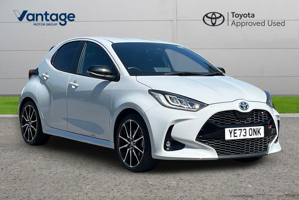 Toyota Yaris 1.5 Vvt-h Gr Sport E-cvt Euro 6 Ss Grey