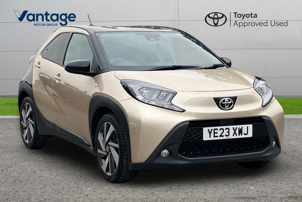 Toyota Aygo X 1.0 Vvt-i Edge Euro 6 Ss Beige