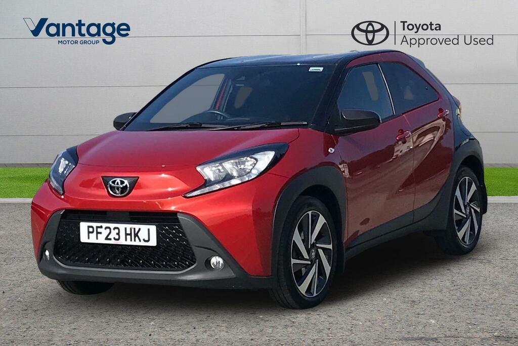 Toyota Aygo X 1.0 Vvt-i Edge Euro 6 Ss PF23HKJ Red #3