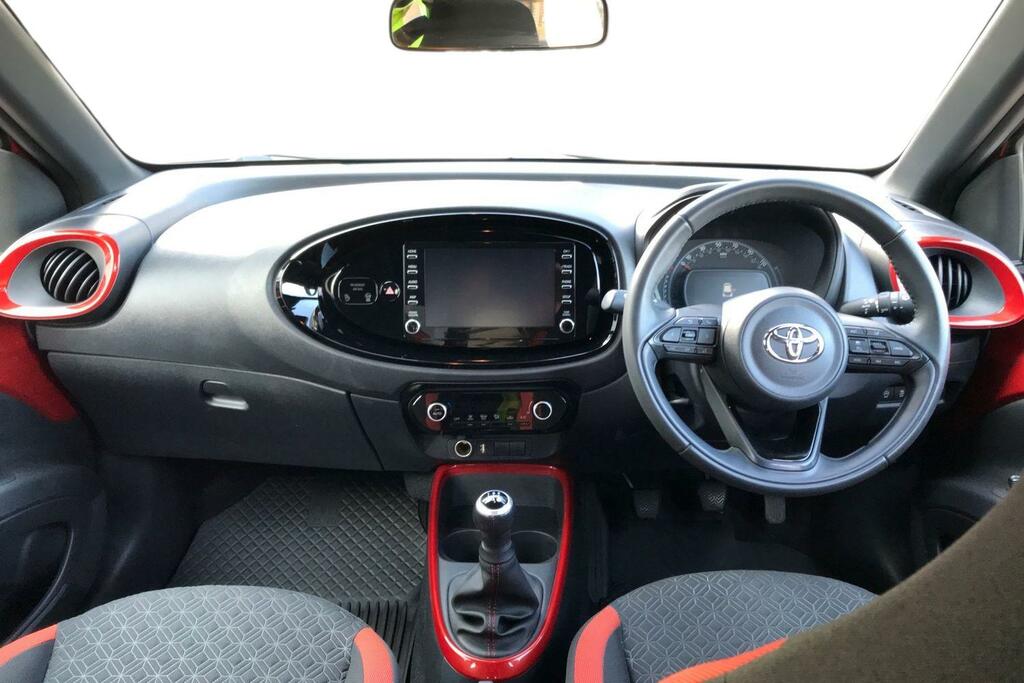 Toyota Aygo X 1.0 Vvt-i Edge Euro 6 Ss PF23HKJ Red #6