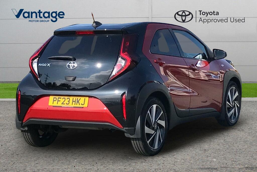 Toyota Aygo X 1.0 Vvt-i Edge Euro 6 Ss PF23HKJ Red #2