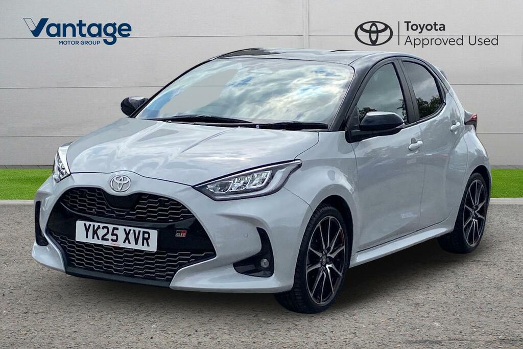 Toyota Yaris 1.5 Vvt-h Gr Sport E-cvt Euro 6 Ss YK25XVR Grey #3
