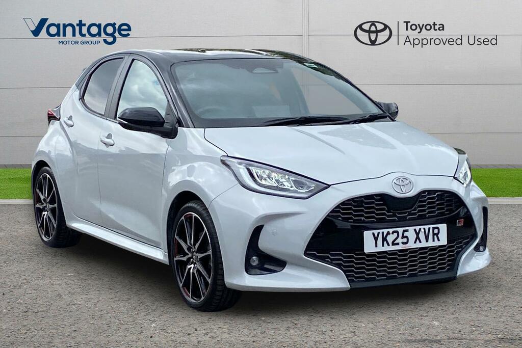 Toyota Yaris 1.5 Vvt-h Gr Sport E-cvt Euro 6 Ss Grey