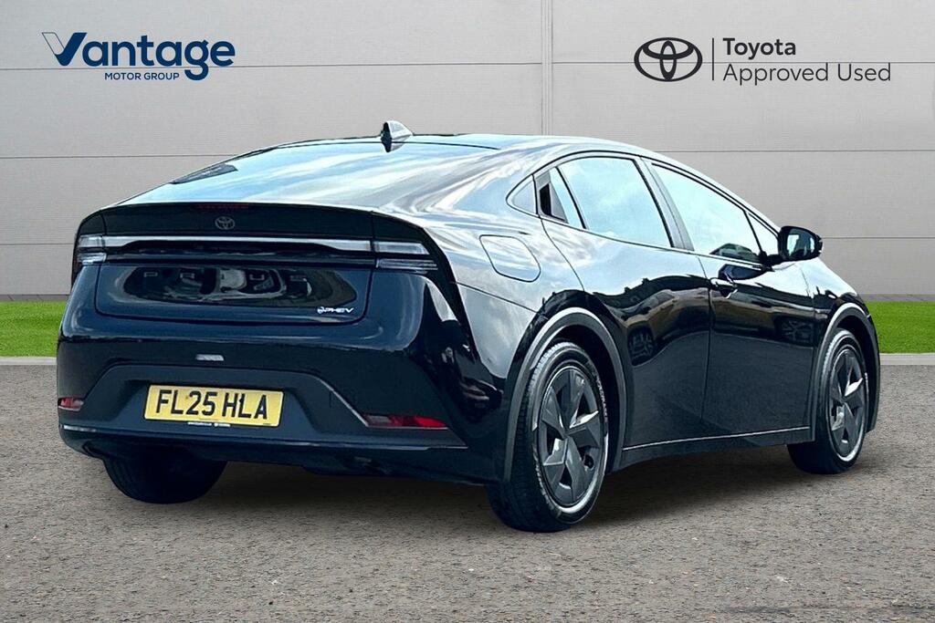 Toyota Prius 2.0 13.6Kwh Design Cvt Euro 6 Ss Black #2