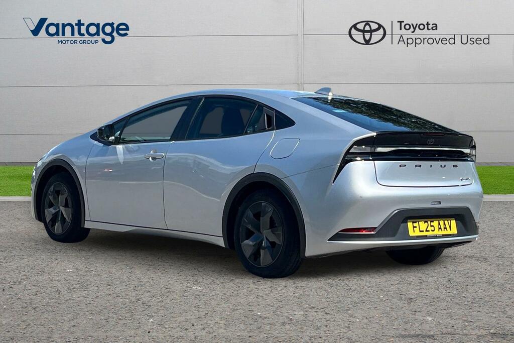Toyota Prius 2.0 13.6Kwh Design Cvt Euro 6 Ss Silver #4