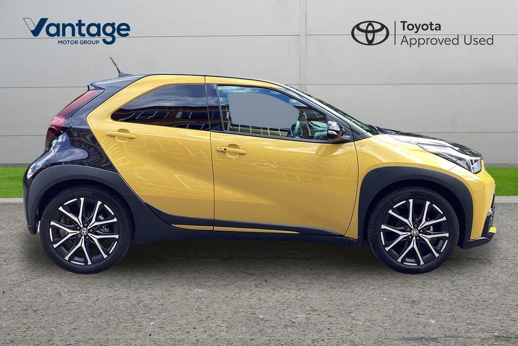 Toyota Aygo X 1.5H Gr Sport Cvt Euro 6 Ss Yellow #2