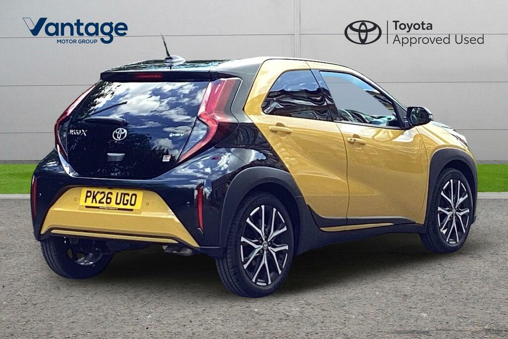 Toyota Aygo X 1.5H Gr Sport Cvt Euro 6 Ss Yellow #3