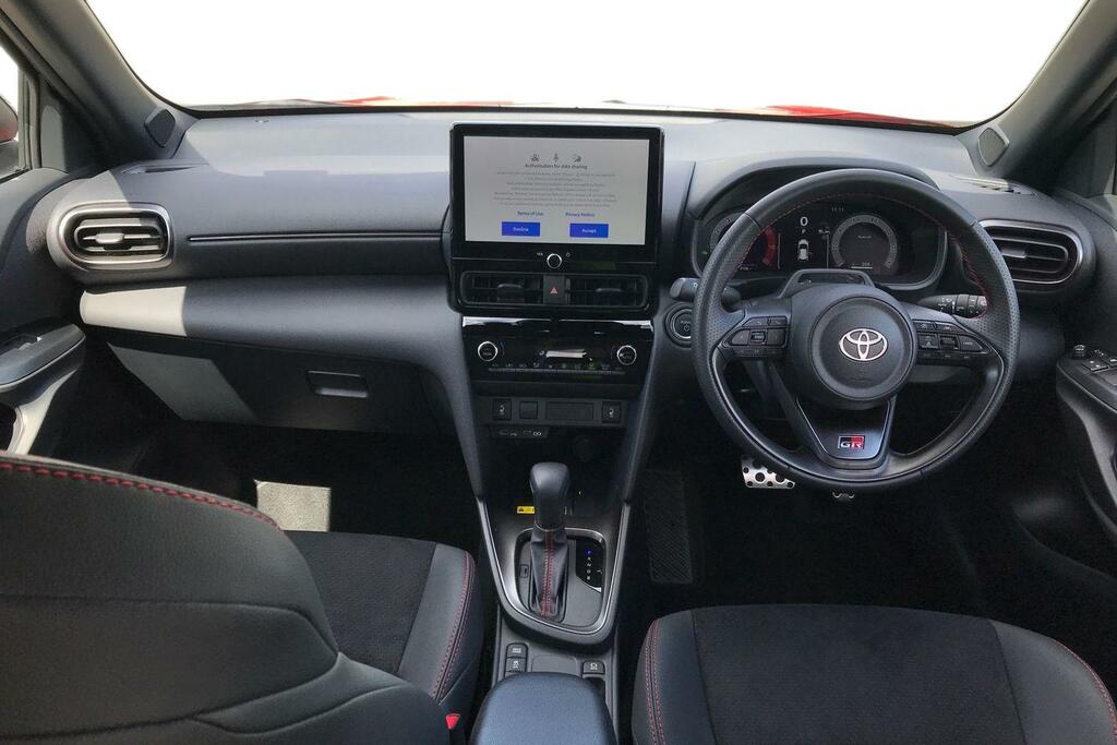 Toyota Yaris Cross 1.5 Vvt-h Gr Sport E-cvt Euro 6 Ss Red #6