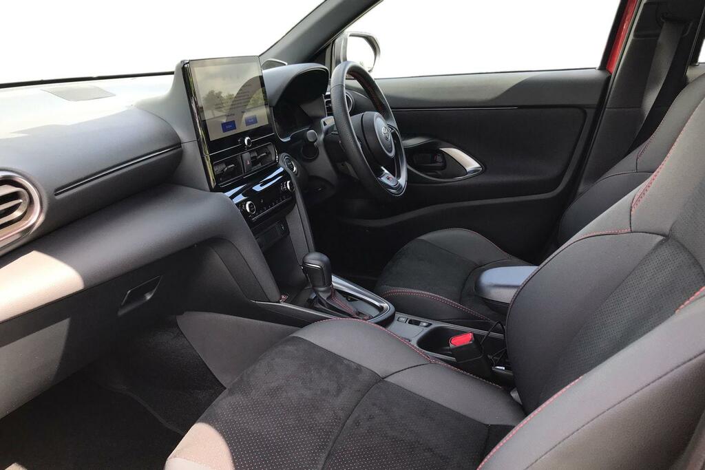 Toyota Yaris Cross 1.5 Vvt-h Gr Sport E-cvt Euro 6 Ss Red #5