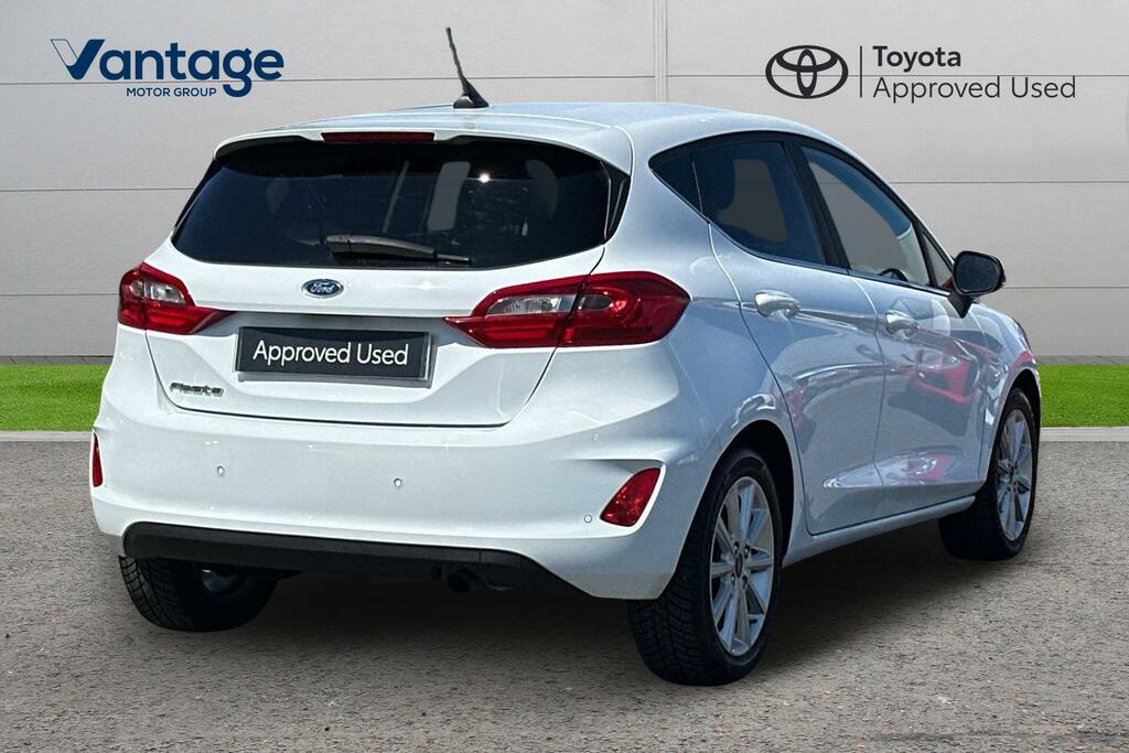 Ford Fiesta 1.0T Ecoboost Titanium Euro 6 Ss White #2