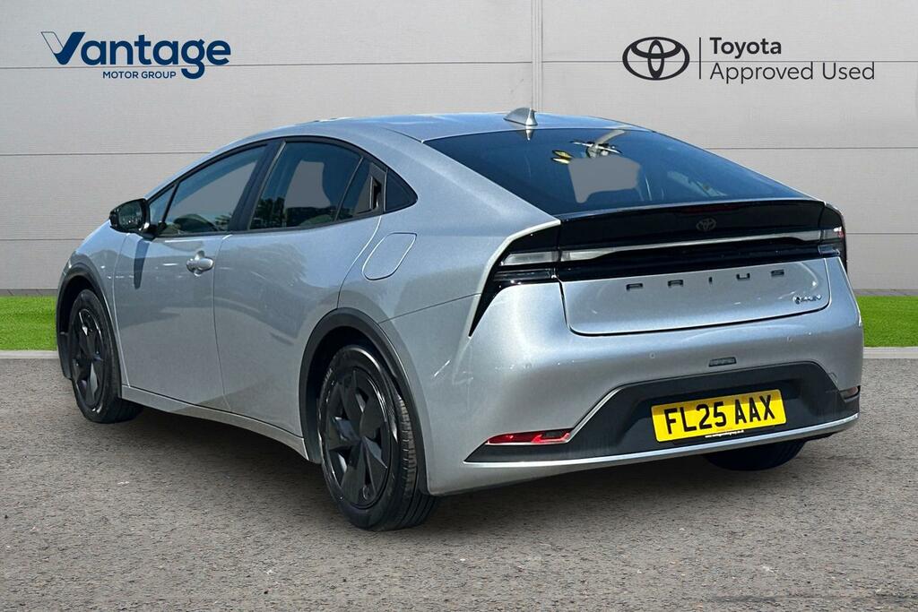 Toyota Prius 2.0 13.6Kwh Design Cvt Euro 6 Ss Silver #4
