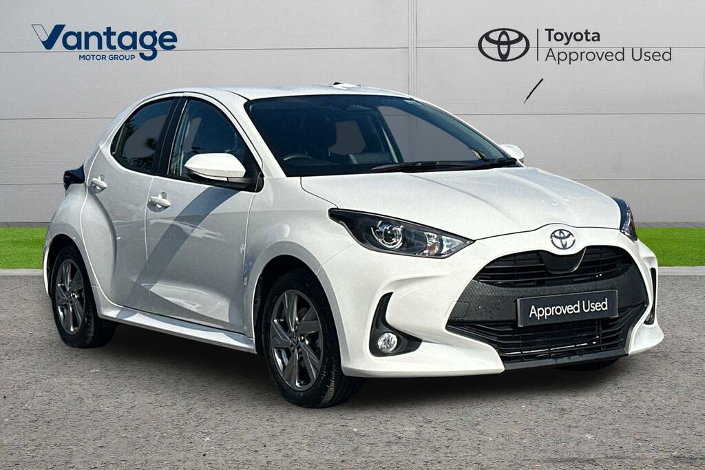 Toyota Yaris 1.5 Vvt-h Icon E-cvt Euro 6 Ss White