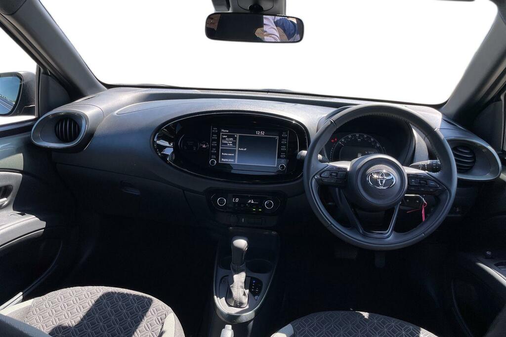 Toyota Aygo X 1.0 Vvt-i Edge X-shift Euro 6 Ss BP23SNY Green #6
