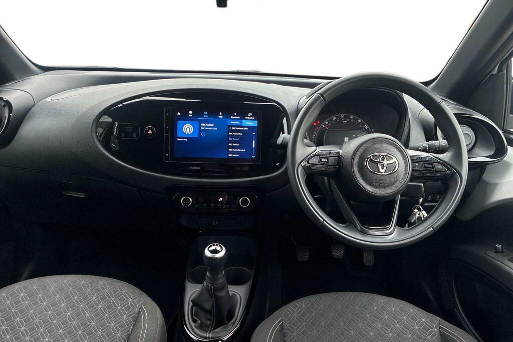 Toyota Aygo X 1.0 Vvt-i Edge Euro 6 Ss CV74TUU White #6
