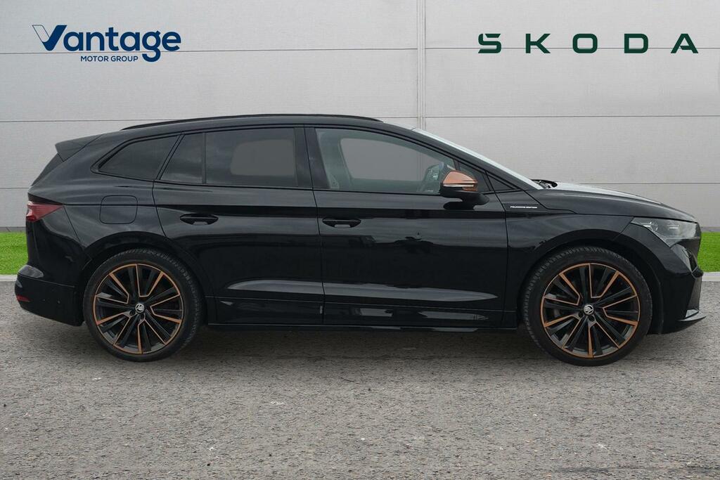 Skoda ENYAQ 150Kw 80 Founders Edition 82Kwh YY71BZK Black #2