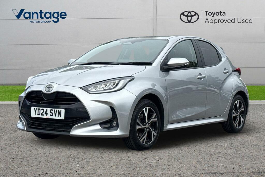 Toyota Yaris 1.5 Vvt-h Design E-cvt Euro 6 Ss YD24SVN Silver #3
