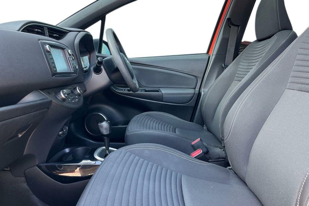 Toyota Yaris 1.5 Vvt-h Orange Edition Hatchback Hybr NX66LLZ Orange #5