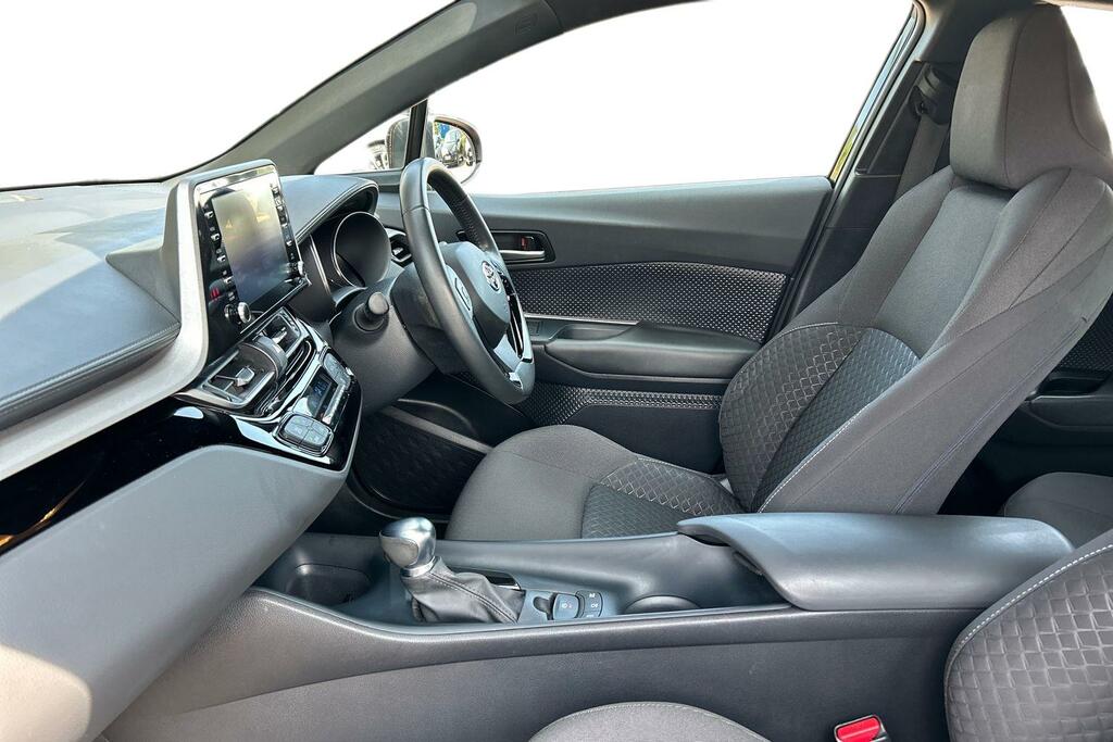Toyota C-Hr 1.8 Vvt-h Icon Cvt Euro 6 Ss Black #5
