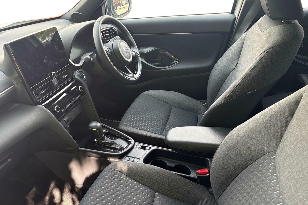 Toyota Yaris Cross 1.5 Vvt-h Design E-cvt Euro 6 Ss GV25UTK White #5