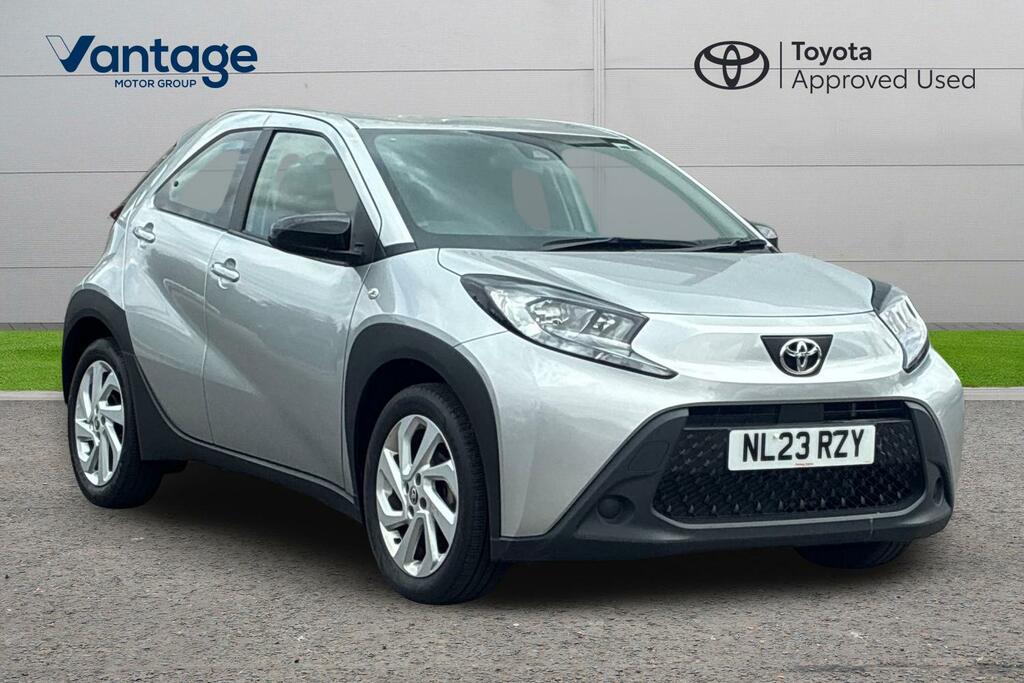 Toyota Aygo X 1.0 Vvt-i Pure Euro 6 Ss NL23RZY Silver