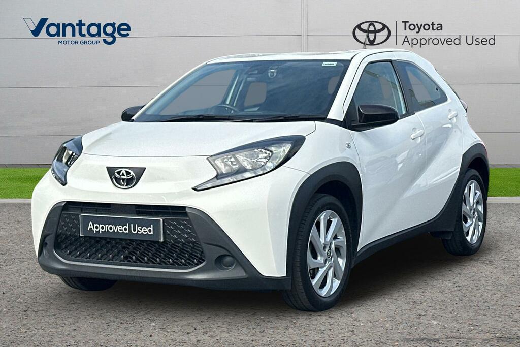 Toyota Aygo X 1.0 Vvt-i Pure Euro 6 Ss White #3
