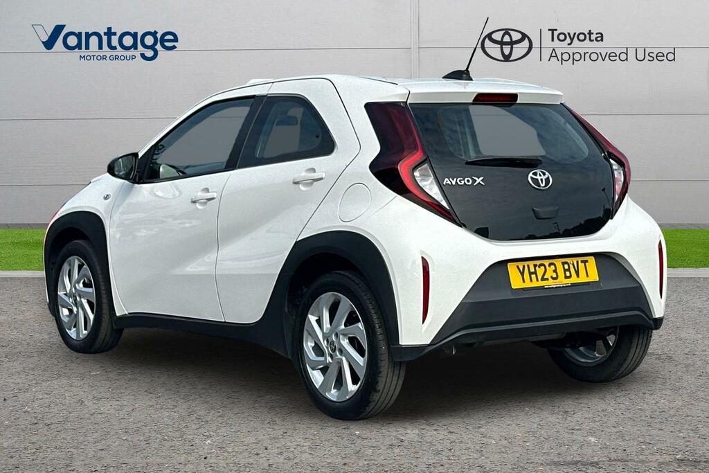 Toyota Aygo X 1.0 Vvt-i Pure Euro 6 Ss White #4