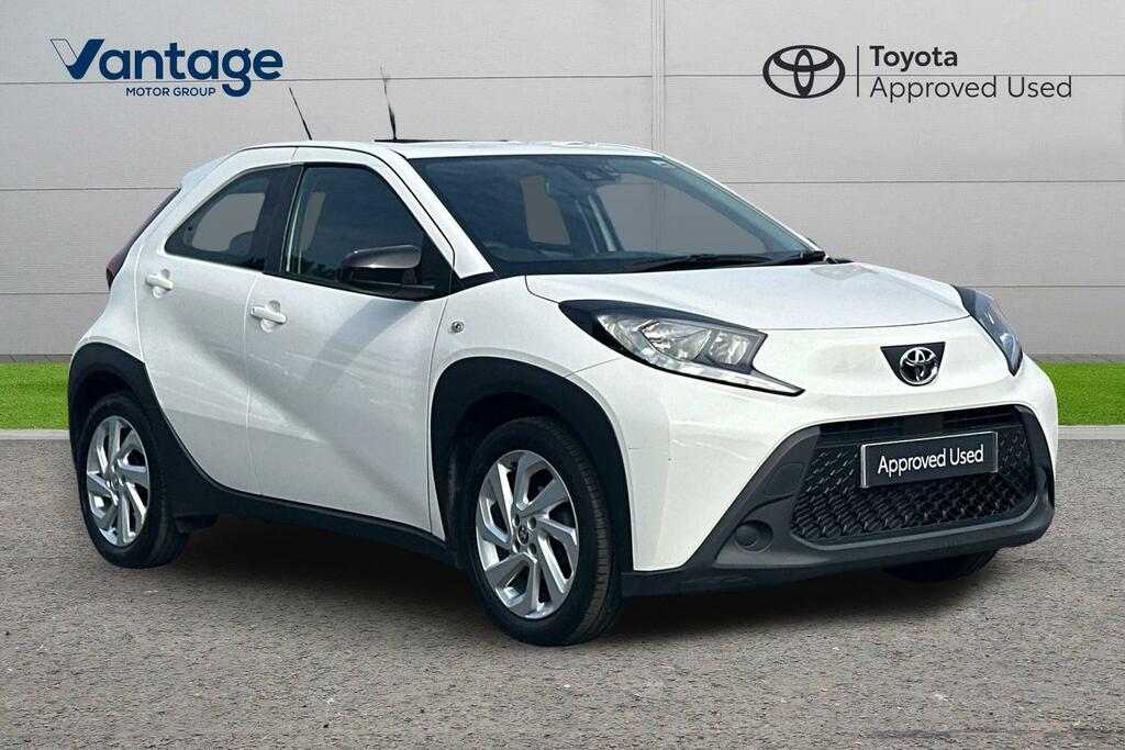 Toyota Aygo X 1.0 Vvt-i Pure Euro 6 Ss White