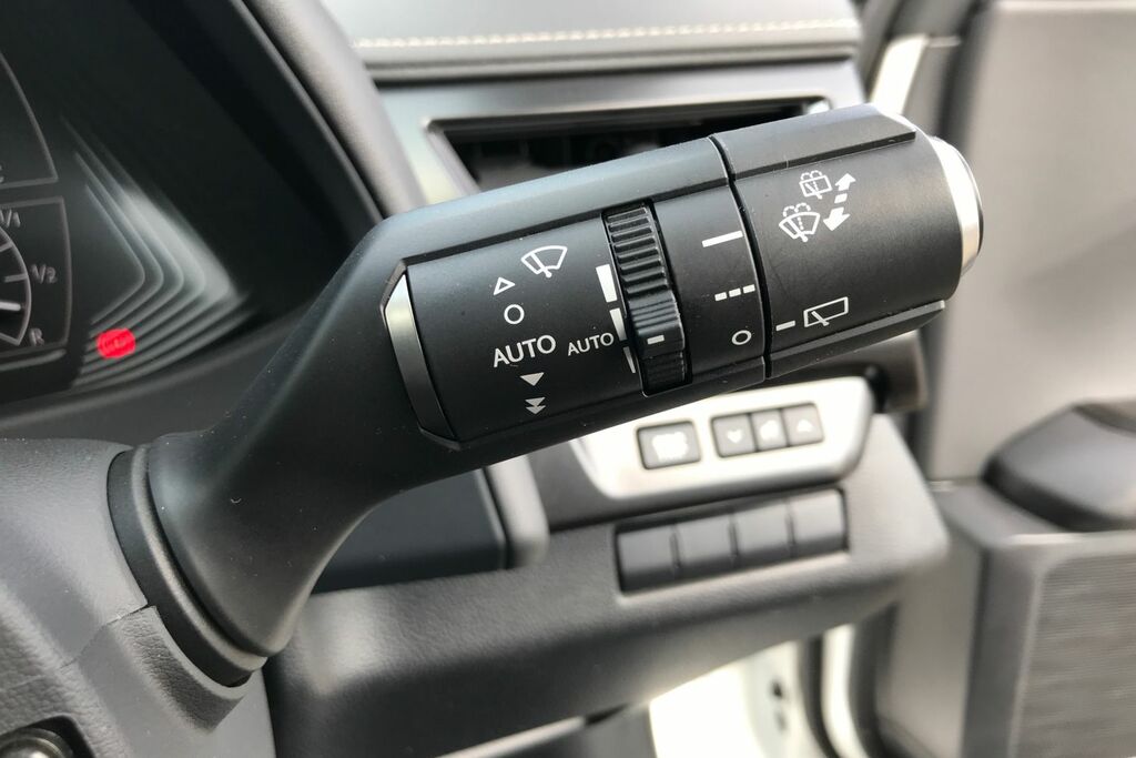 Lexus UX 250H 2.0 Cvt Without Nav Grey #39