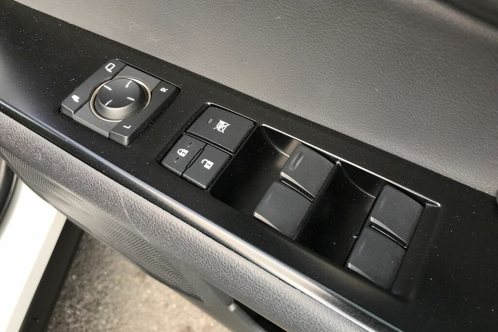 Lexus UX 250H 2.0 Cvt Without Nav Grey #35