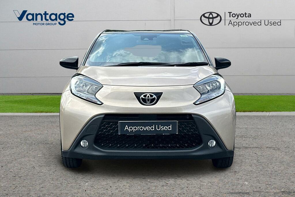 Toyota Aygo X Edge White #22