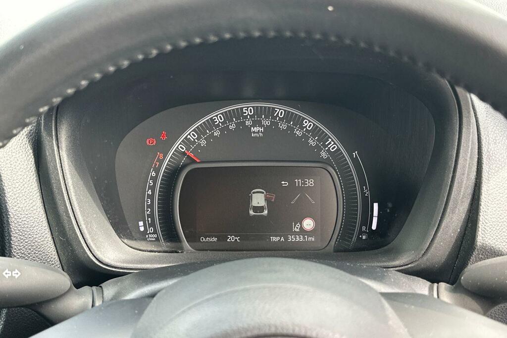 Toyota Aygo X Edge White #11