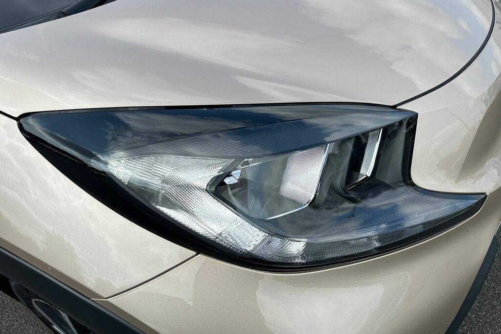 Toyota Aygo X Edge White #20