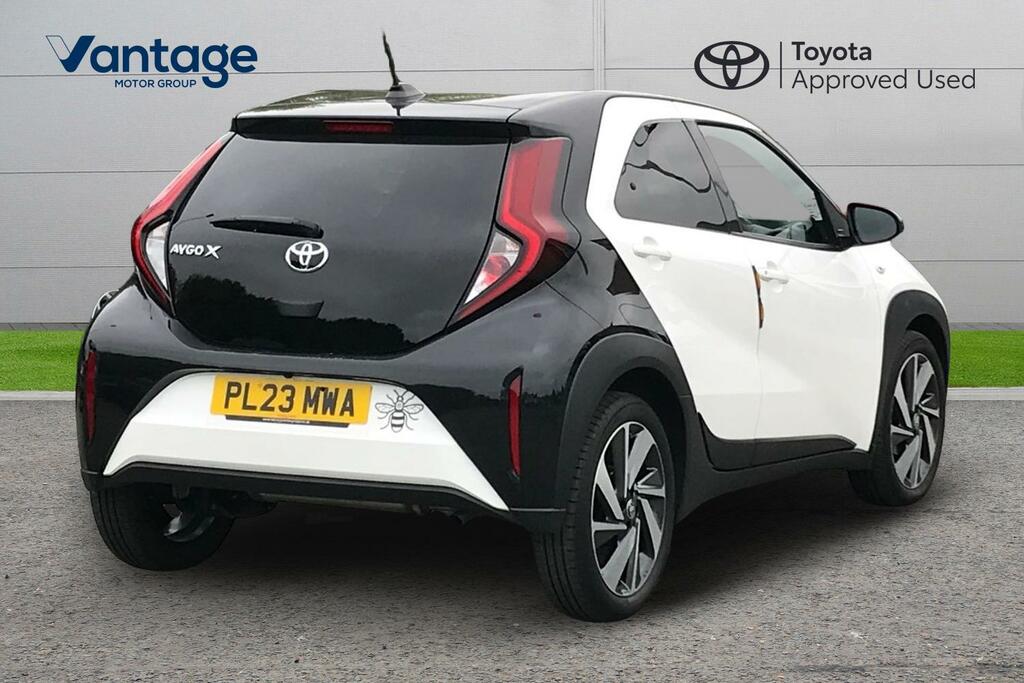 Toyota Aygo X 1.0 Vvt-i Edge Euro 6 Ss White #2