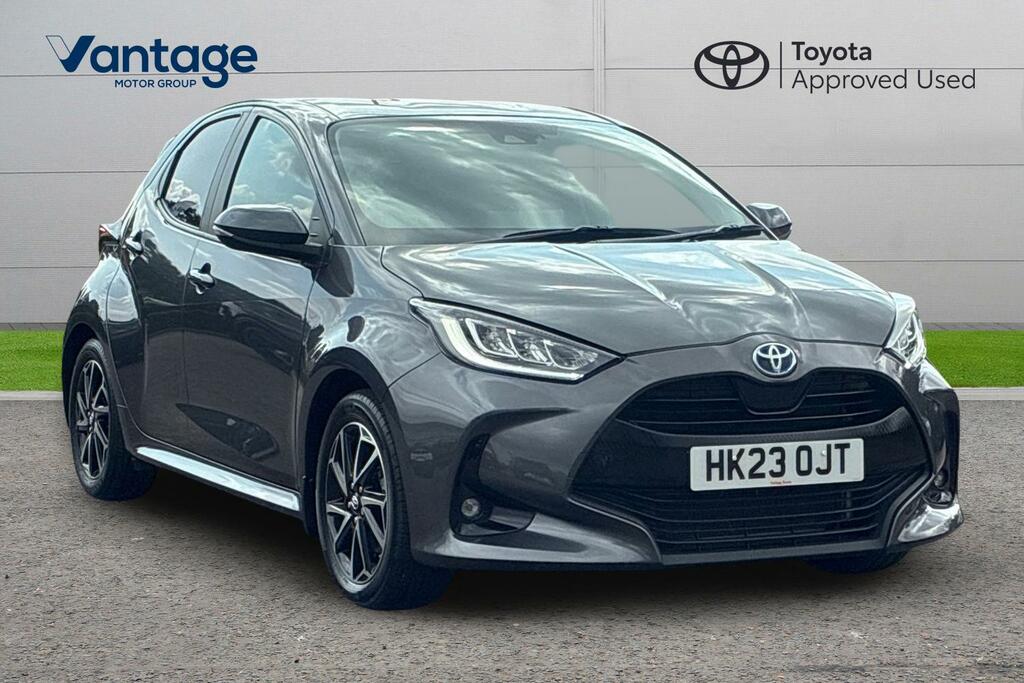 Toyota Yaris 1.5 Vvt-h Design E-cvt Euro 6 Ss HK23OJT Grey