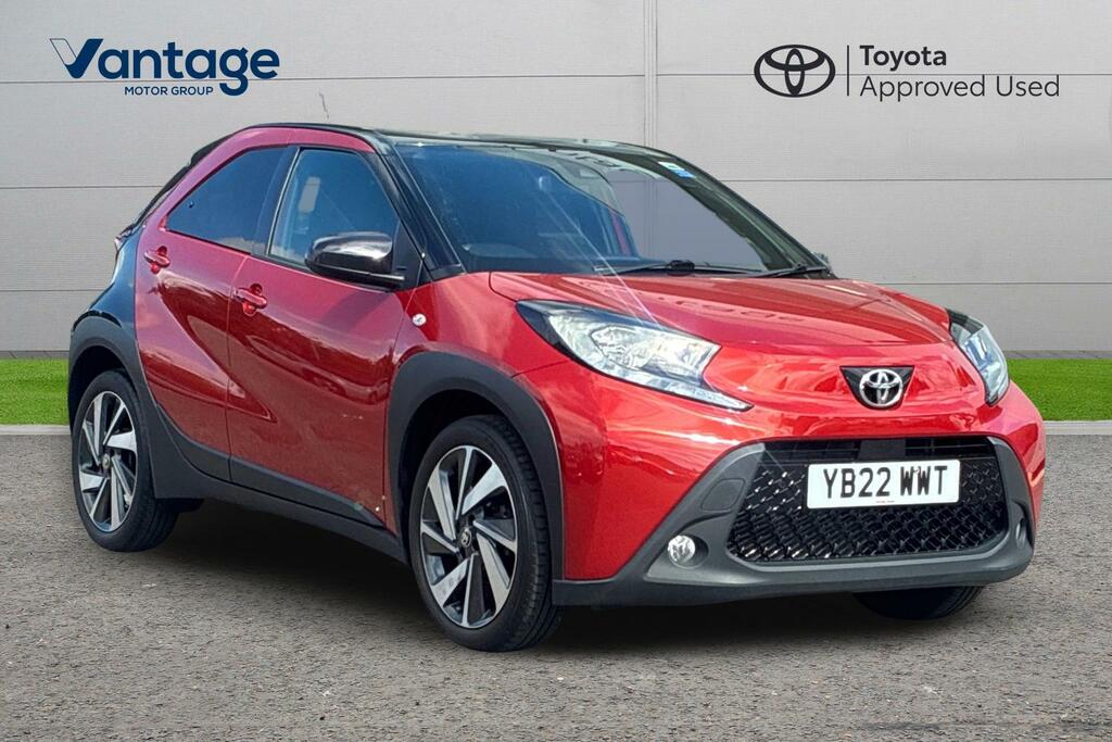 Toyota Aygo X 1.0 Vvt-i Edge Euro 6 Ss YB22WWT Red