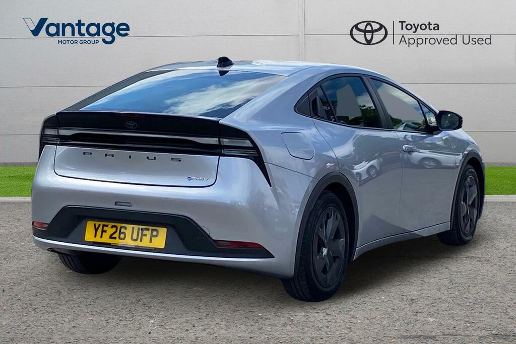 Toyota Prius 2.0 13.6Kwh Design Cvt Euro 6 Ss YF26UFP Silver #2