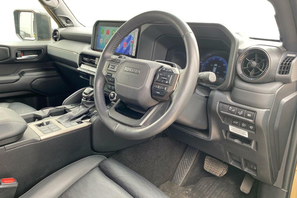 Toyota Land Cruiser D-4d Active 202 Bhp Black #11